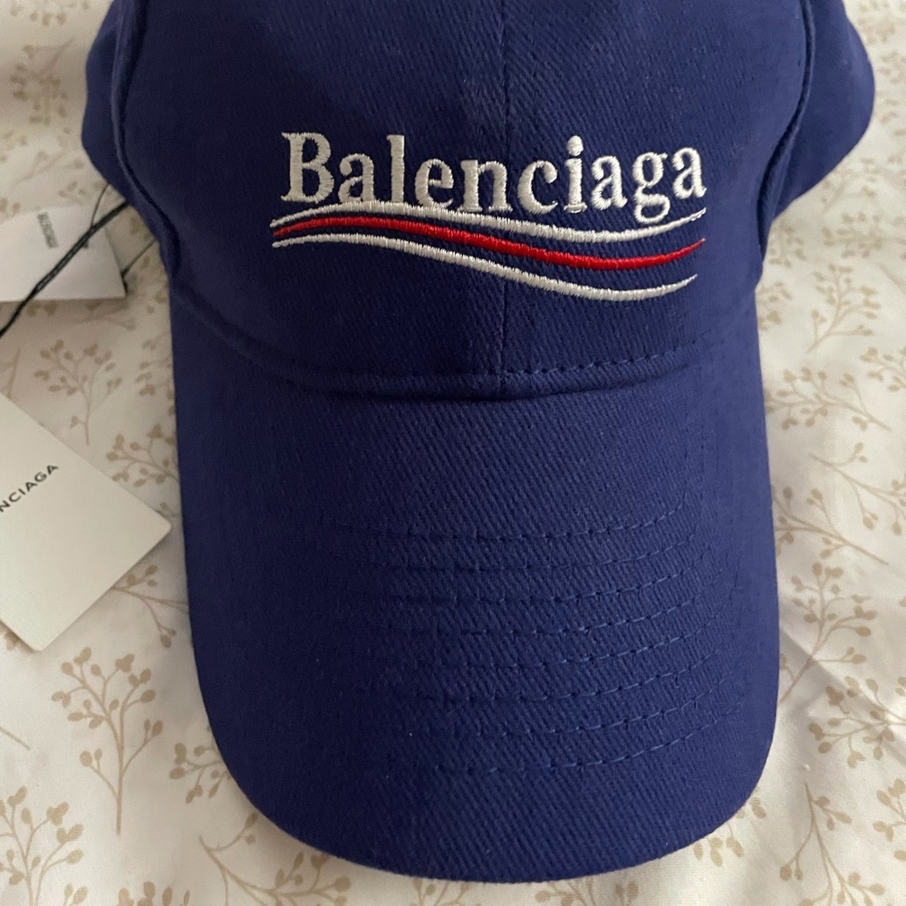 Balenciaga women’s baseball cap